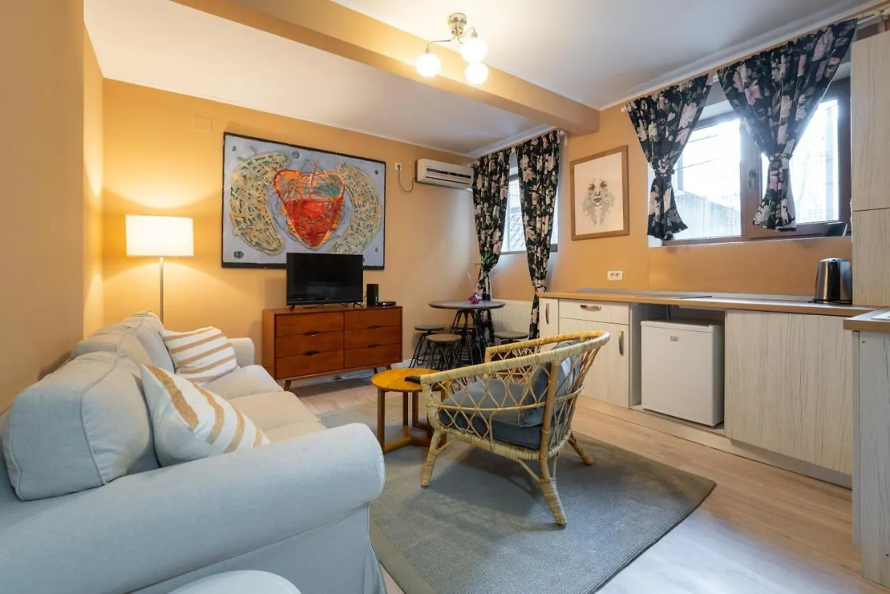 Studio British Londra - Dorobanti ile iletişim